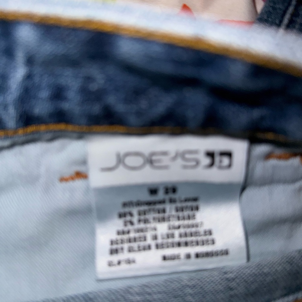 Joe's Jeans Blue Cropped Jeans with Multicolor Pocket sz 29 never worn - Picture 4 of 4